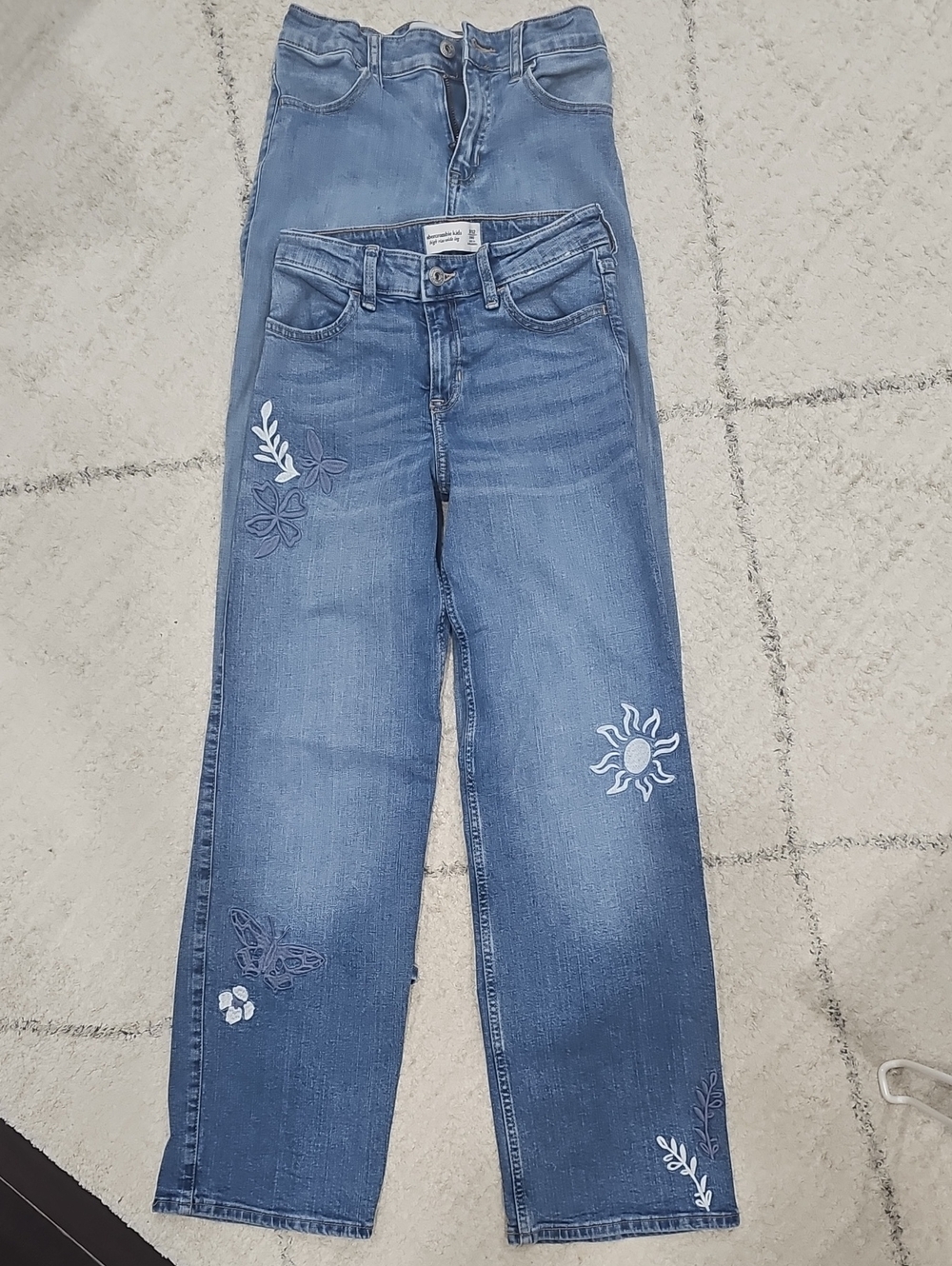 Bundle Abercrombie Jeans For Kids. Size 11/12
